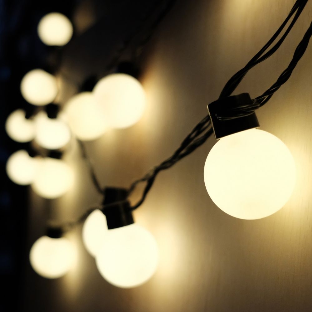 30-Globe / 90 LED String Light – Multi-Mode